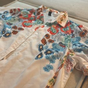 Beautiful Chiffon-like button down blouse- new!! Never worn! Puffy sleeves